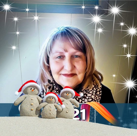 Meet your Posher, Janet - Picture 1 of 1